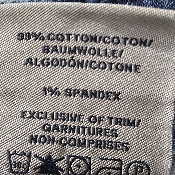 Silver Jeans size 22 Twisted Capri Distressed - Picture 9 of 13